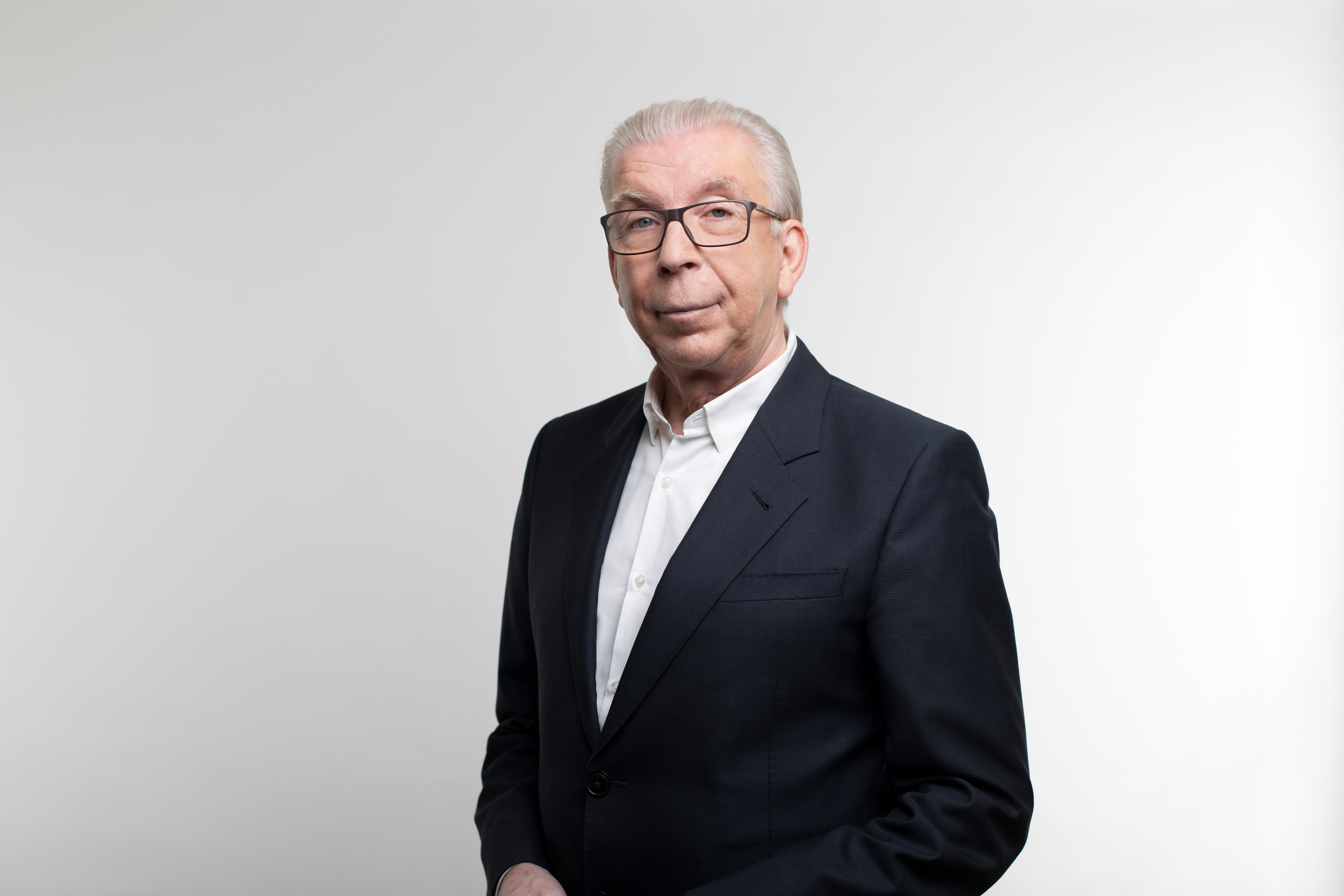 Dr. med. Helmut Isringhaus